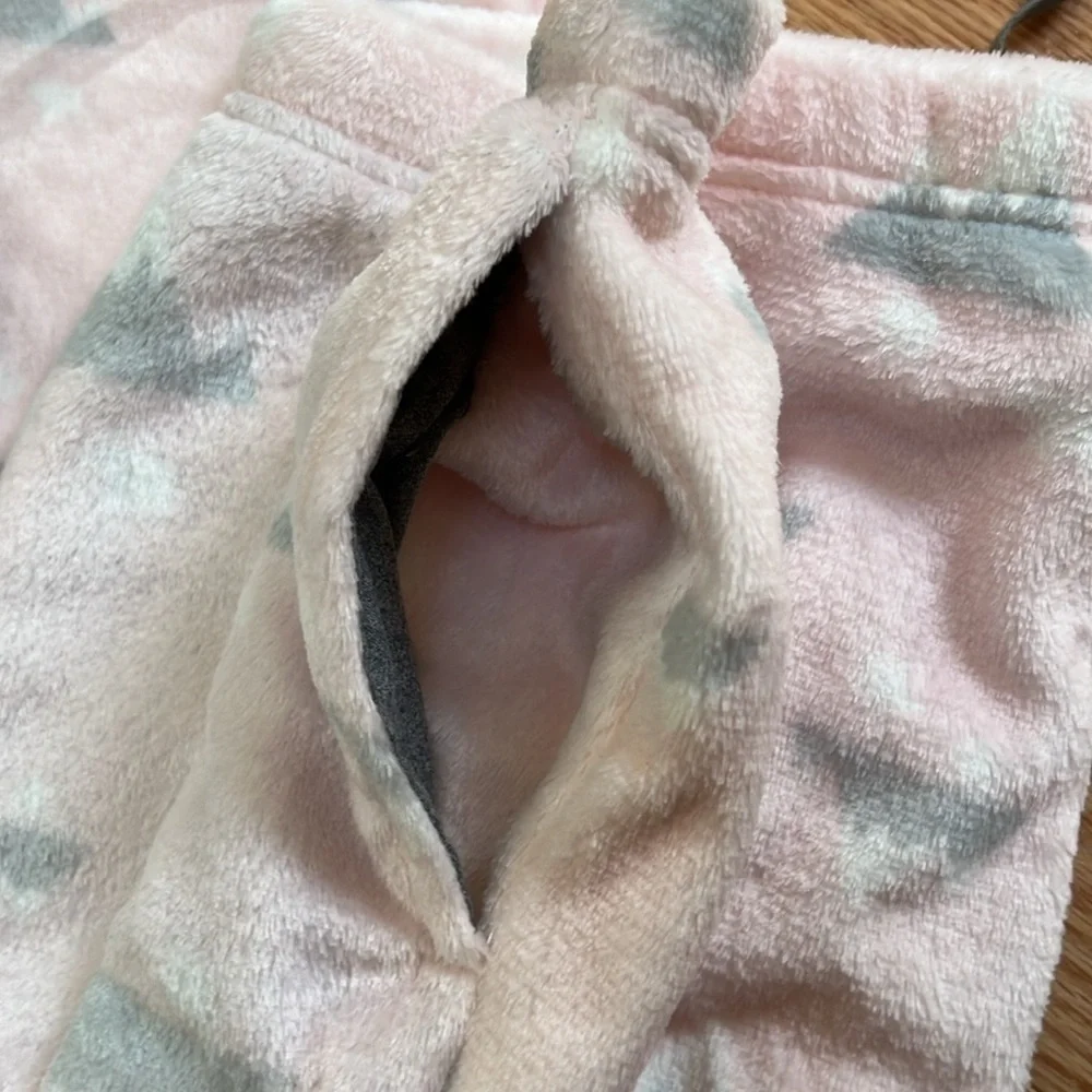 New! BearPaw grey/pink multi two piece pajama set.